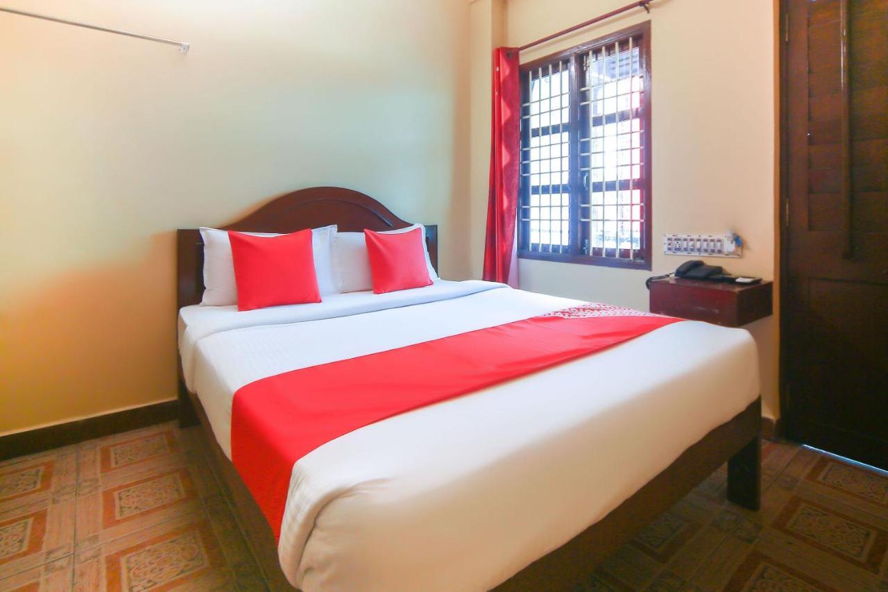 פונדיצ'רי Oyo 23098 Ushama Heritage Guest House מראה חיצוני תמונה